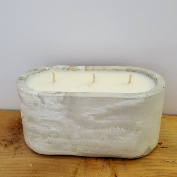 Strawberry & Champagne - Statement Piece Big Oval Concrete Vessel Candle - Picture 1 of 3